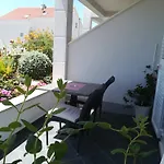 Гостевой дом Hvar De Luxe
