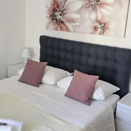 Hvar De Luxe 3* Χβαρ