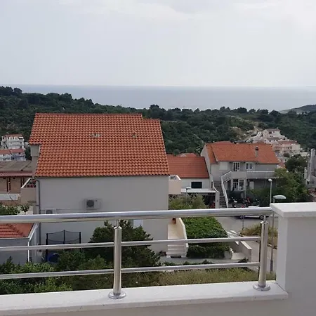 Hvar De Luxe 3*