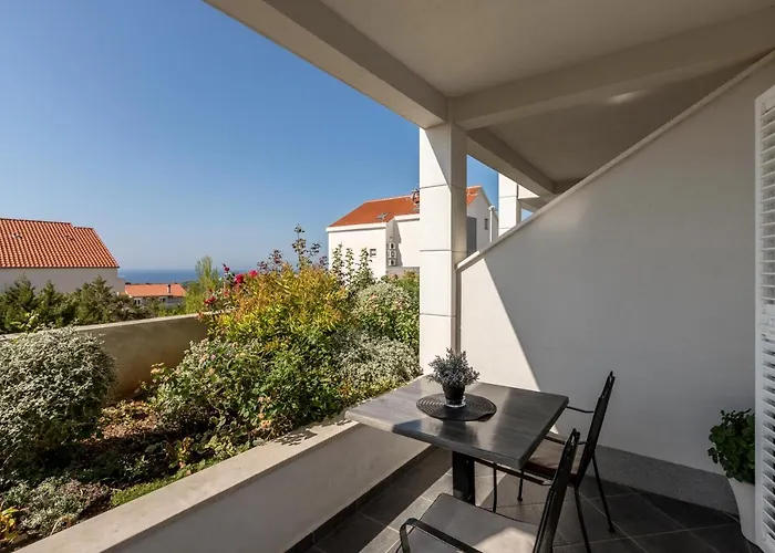 Hvar De Luxe Penzion 3*