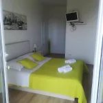 Casa de hóspedes Hvar De Luxe 3*