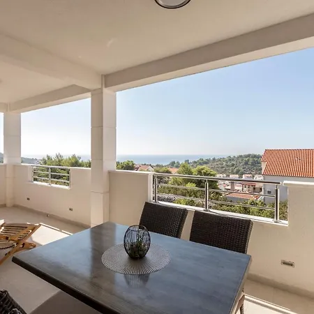 Vendégház Hvar De Luxe