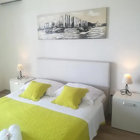 Vendégház Hvar De Luxe 3*