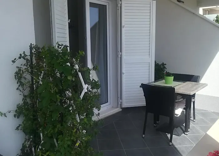 Konukevi Hvar De Luxe